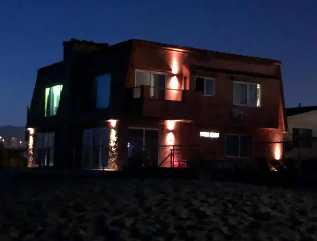 The Shores Inn and Beach Houses hotel detail image 4