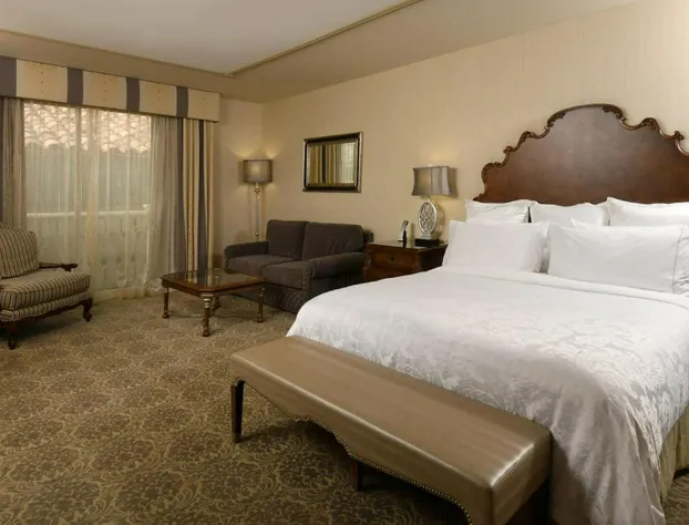 Woolley’s Classic Suites hotel detail image 2