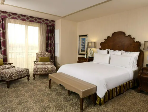 Woolley’s Classic Suites hotel detail image 4