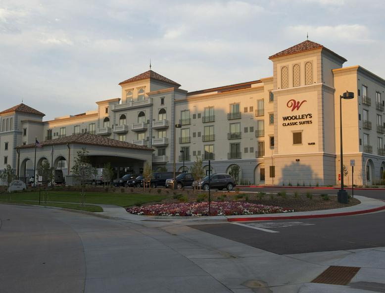 Woolley's Classic Suites Denver Airport hotel detail image 1