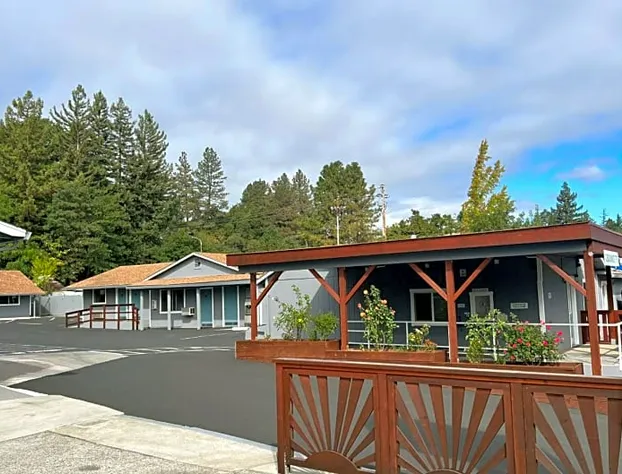 Pine Cone Motel hotel detail image 1