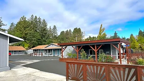 Pine Cone Motel hotel detail image 2