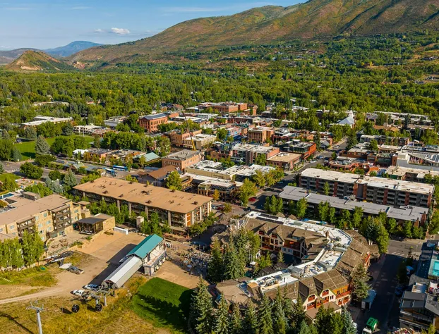 Aspen Square Condominium Hotel hotel detail image 2