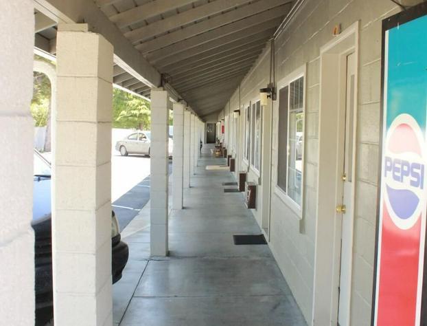 Budget Inn Yreka hotel detail image 2