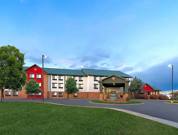 SYLO Hotel Denver Airport, a Ramada by Wyndham hotel detail image 1