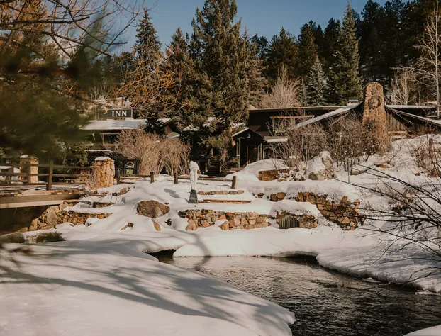 Highland Haven Creekside Inn hotel detail image 2