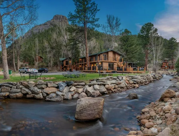 4 Seasons Inn on Fall River hotel detail image 4