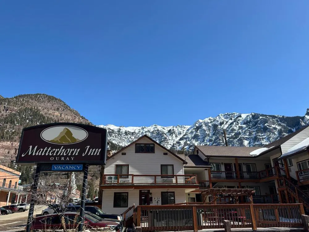 Matterhorn Inn Ouray hotel hero