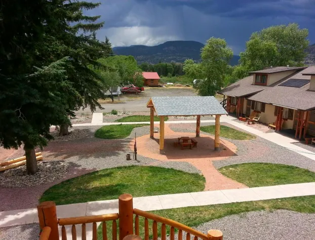 The Spruce Lodge hotel detail image 2