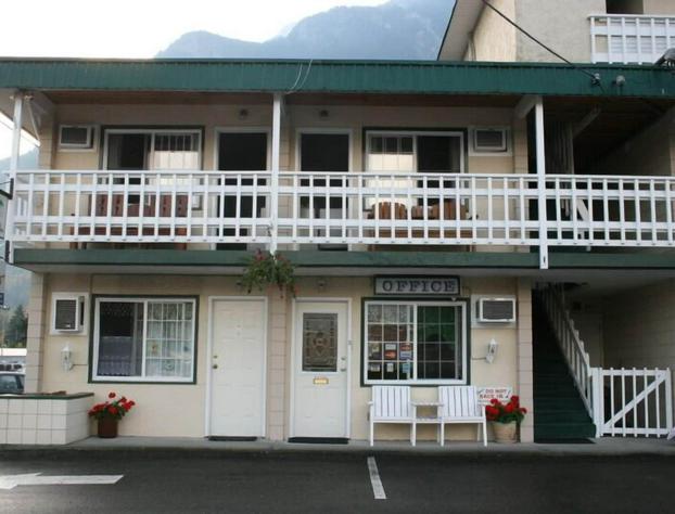 Best Continental Motel hotel detail image 3