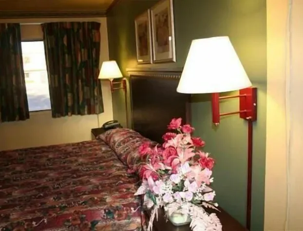 Plaza Travel Inn hotel detail image 4