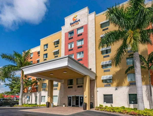 Comfort Suites Fort Lauderdale Airport South & Cruise Port hotel detail image 1