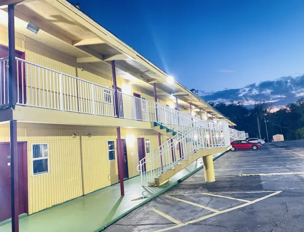 Royal Inn hotel detail image 2