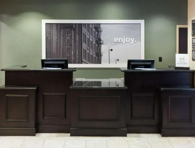 Hampton Inn & Suites Gainesville-Downtown hotel detail image 2