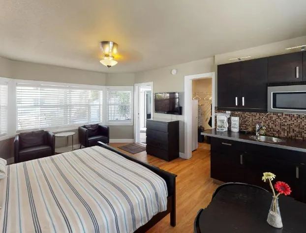 Sun Beach Inn hotel detail image 4