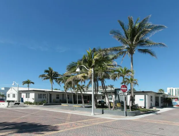 Dolphin Hollywood hotel detail image 1