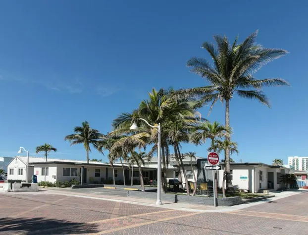 Dolphin Hollywood hotel detail image 2