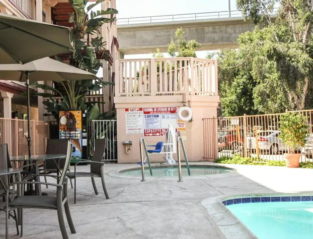 Heritage Inn La Mesa hotel detail image 2