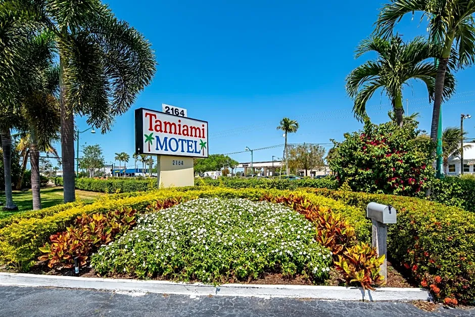 Tamiami Motel hotel hero