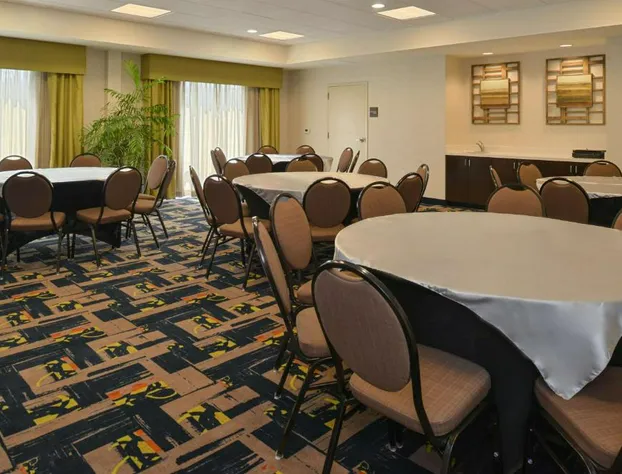 Hampton Inn & Suites Ocala hotel detail image 4