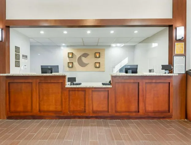 Comfort Suites Downtown hotel detail image 4