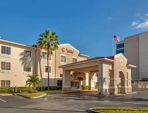 Comfort Suites Downtown hotel detail image 1