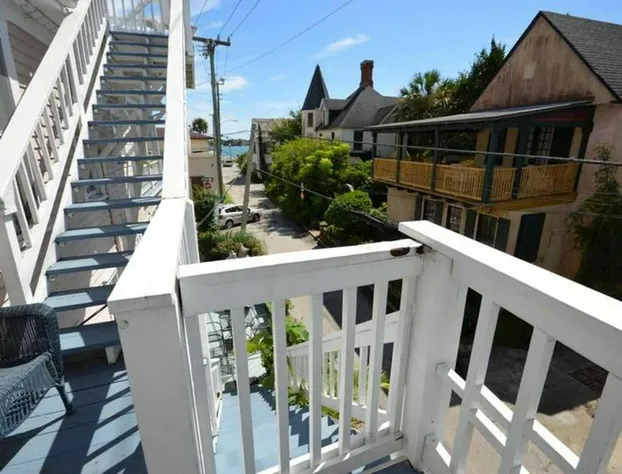 The Kenwood Inn hotel detail image 1