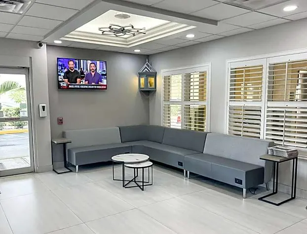 Quality Inn Airport - Cruise Port hotel detail image 2