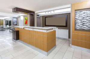 Super 8 by Wyndham Dalton/Convention Center Area hotel detail image 1