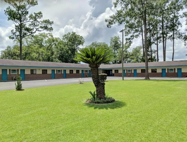 Cheerio Inn - Glennville hotel detail image 2