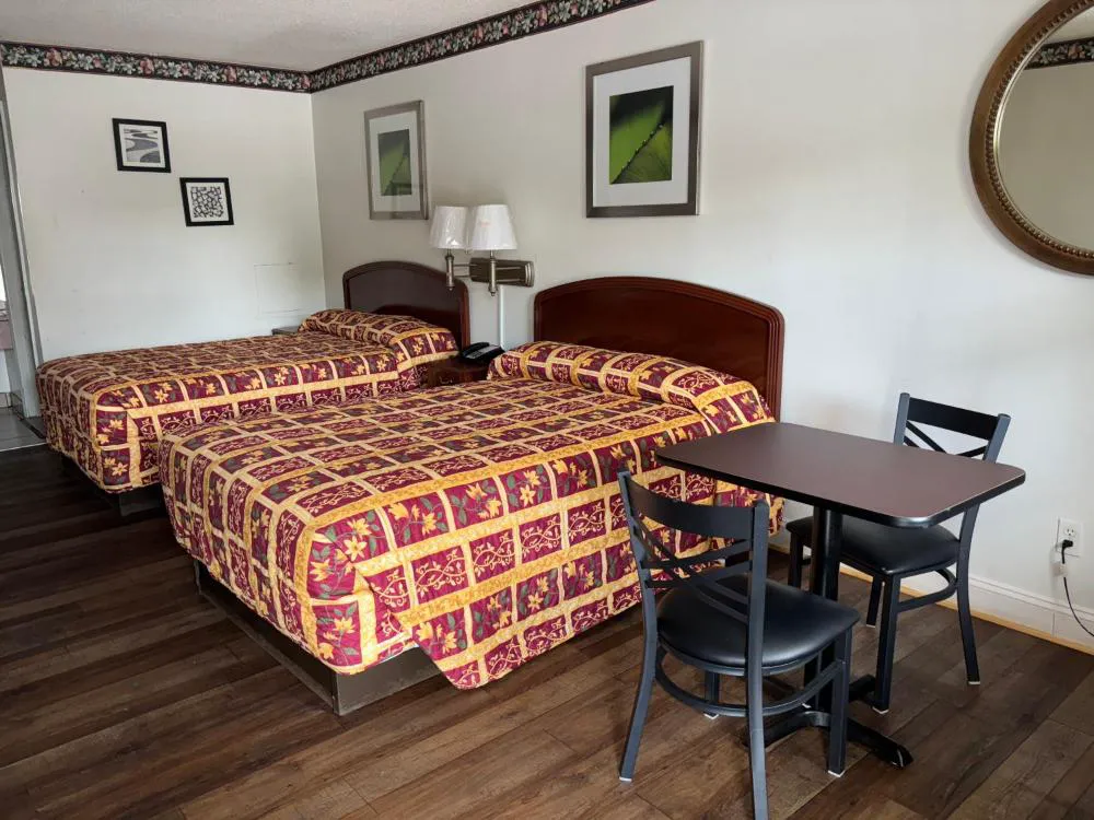 American Inn hotel hero