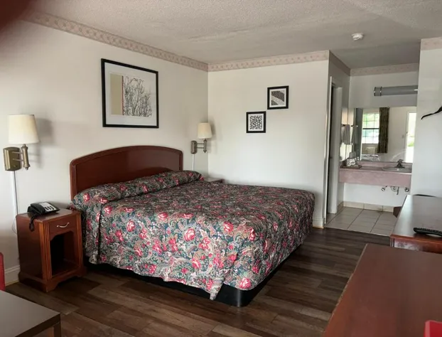 American Inn hotel detail image 3