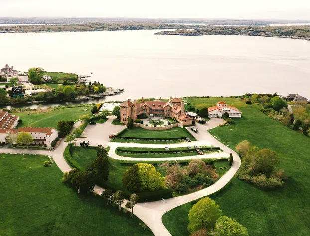 Oceancliff Resort I & II hotel detail image 1