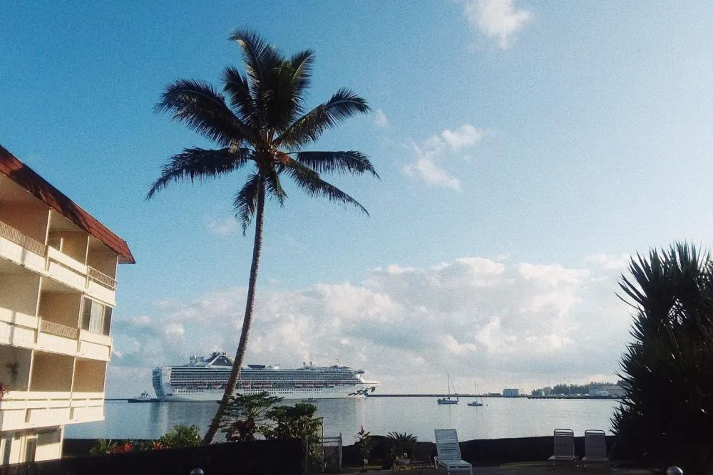 Hilo Reeds Bay Hotel hotel hero