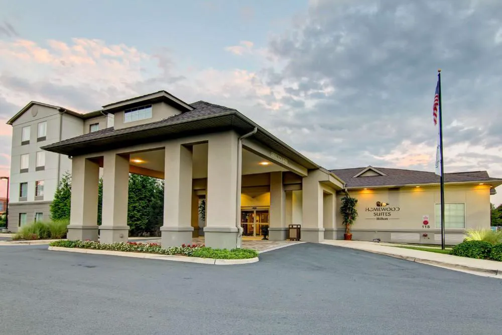 Homewood Suites by Hilton Leesburg hotel hero