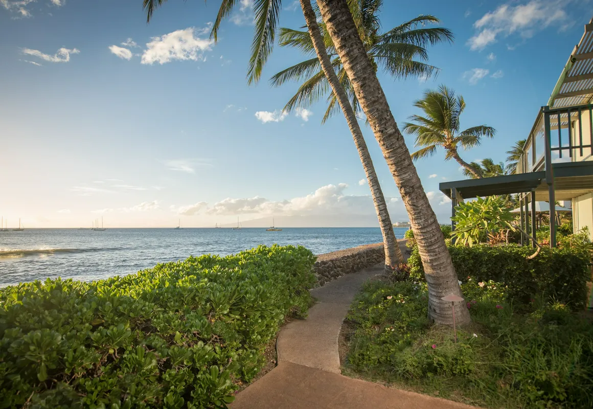 MaKai Sunset Inn hotel hero