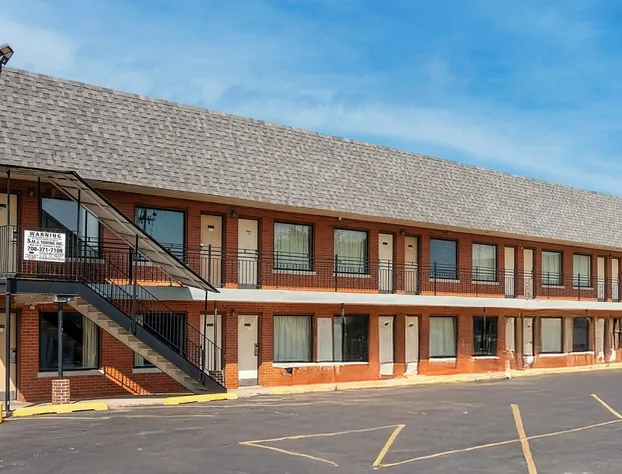 Hotel O Miami Inn & Suites Chicago Midway Airport hotel detail image 1