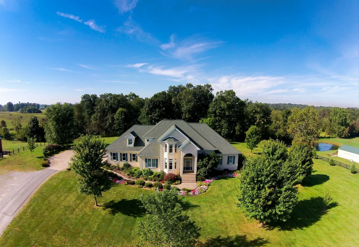 Southern Grace Bed & Breakfast hotel hero