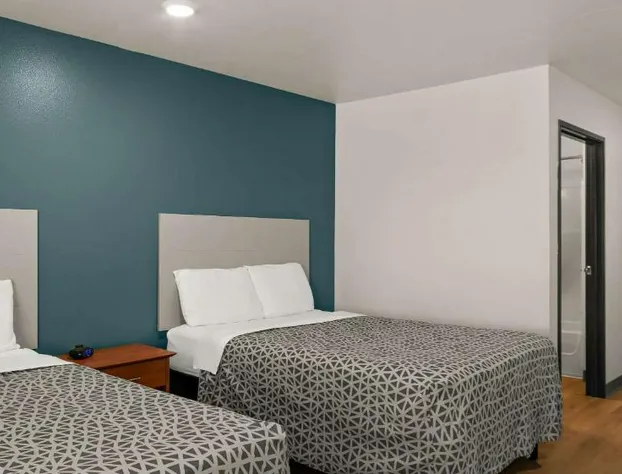 WoodSpring Suites Evansville East hotel detail image 4