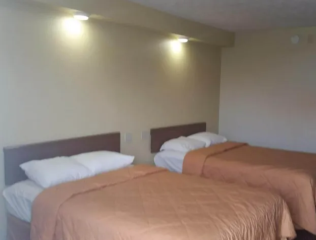 Greenfield Inn hotel detail image 4