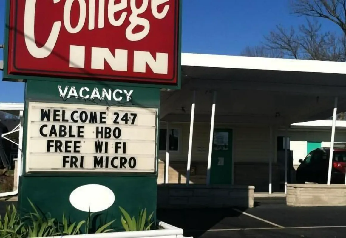 College Inn hotel hero
