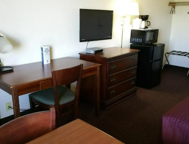 Hoosier Inn hotel detail image 3