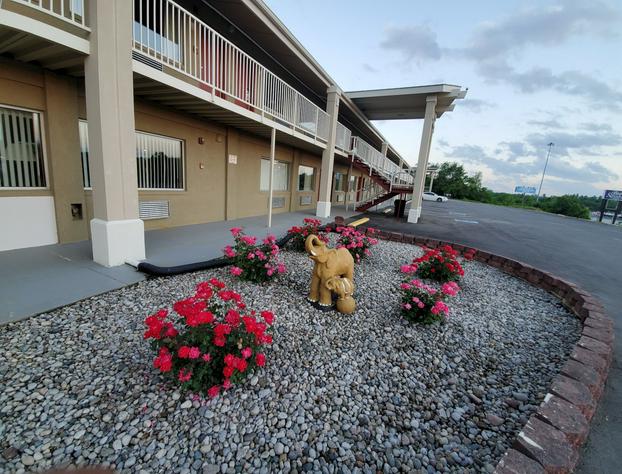 Big Spring Inn hotel detail image 1