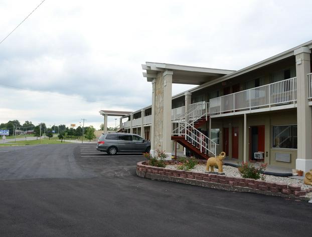 Big Spring Inn hotel detail image 4