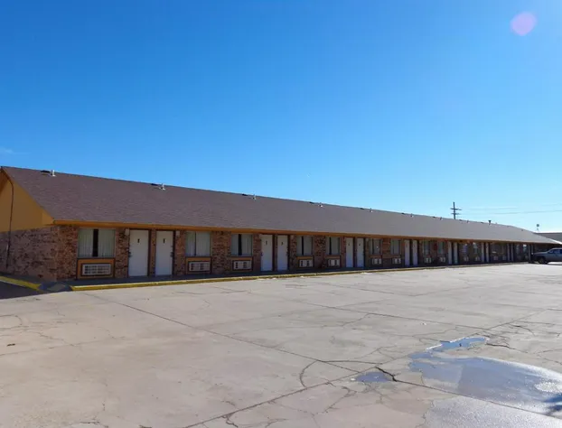 National 9 Inn Garden City hotel detail image 2