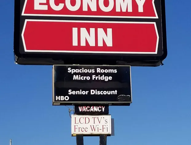 Economy Inn hotel detail image 3