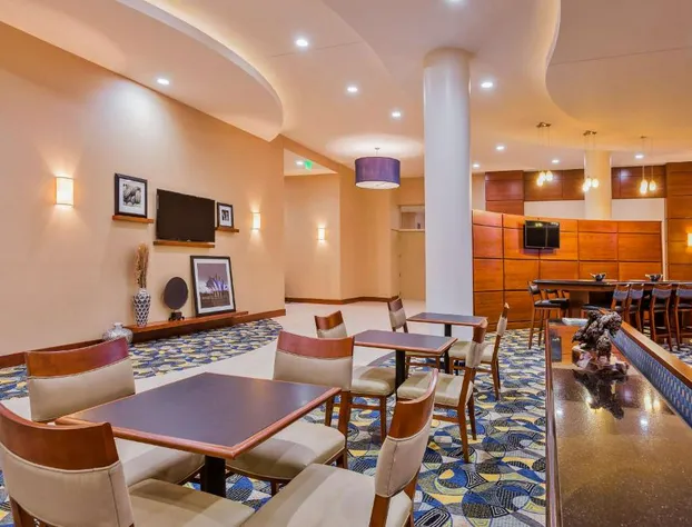 Hampton Inn & Suites Downtown Owensboro/Waterfront hotel detail image 4