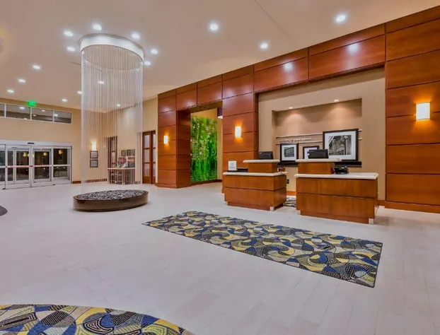 Hampton Inn & Suites Downtown Owensboro/Waterfront hotel detail image 3