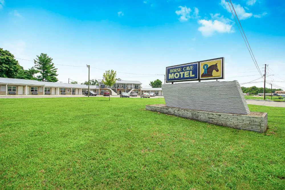 Horse Cave Motel hotel hero