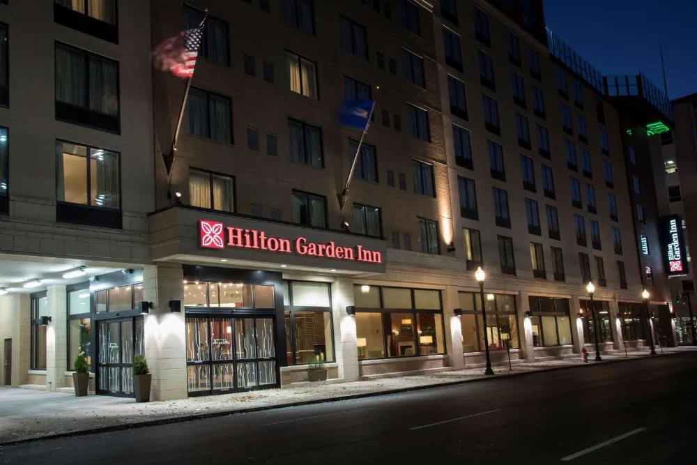Hilton Garden Inn Louisville Downtown hotel hero